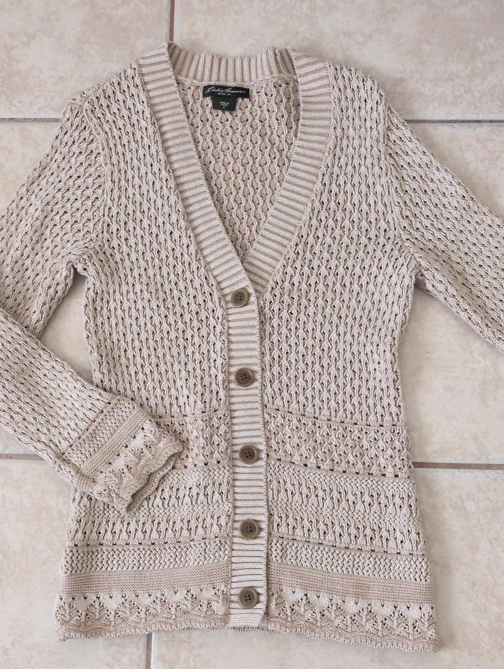Eddie Bauer Cream Cardigan Size Medium